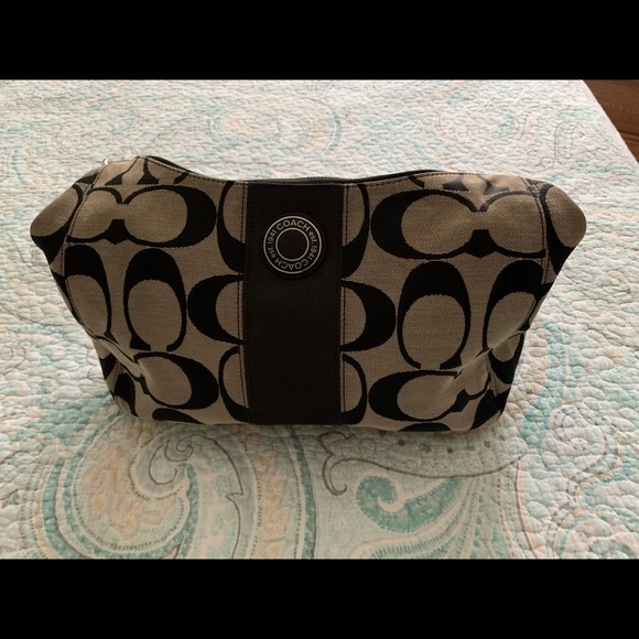 Coach purse - Picture 2 of 7